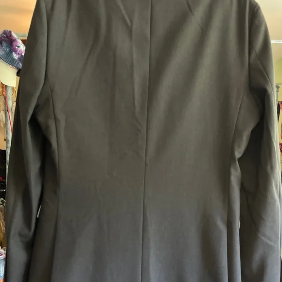 Men’s slim 2 piece suit - Picture 2 of 8